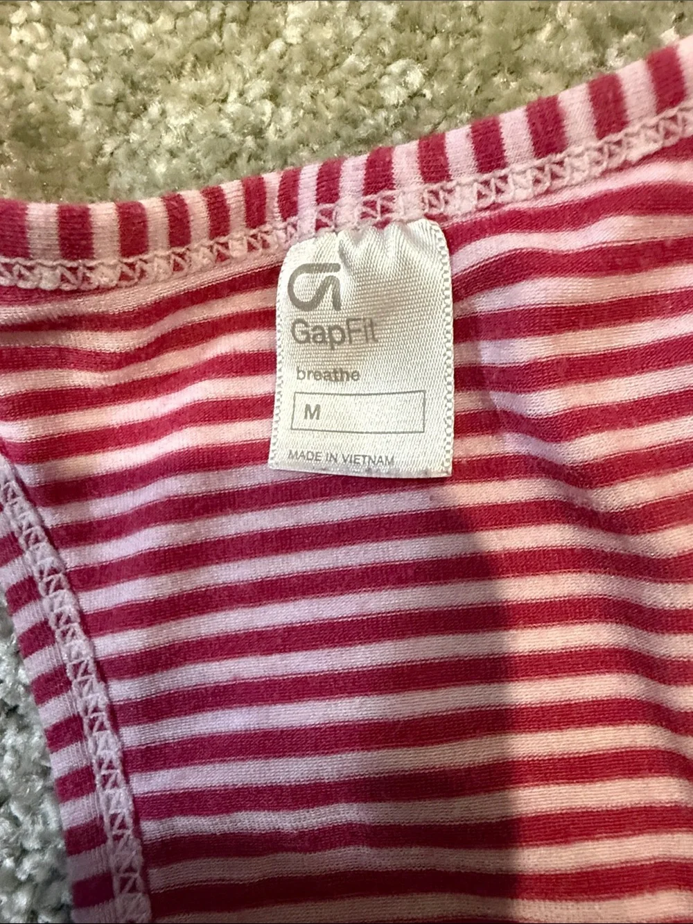 Lot of 4 Razorback Tanks (2 Gap, 1 Nike, & 1 90*) & 1 Pair of RBX Leggings